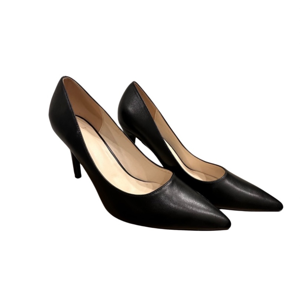 Women Black Heels size 8.5